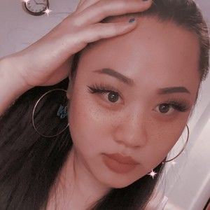 Meet your Posher, Pham